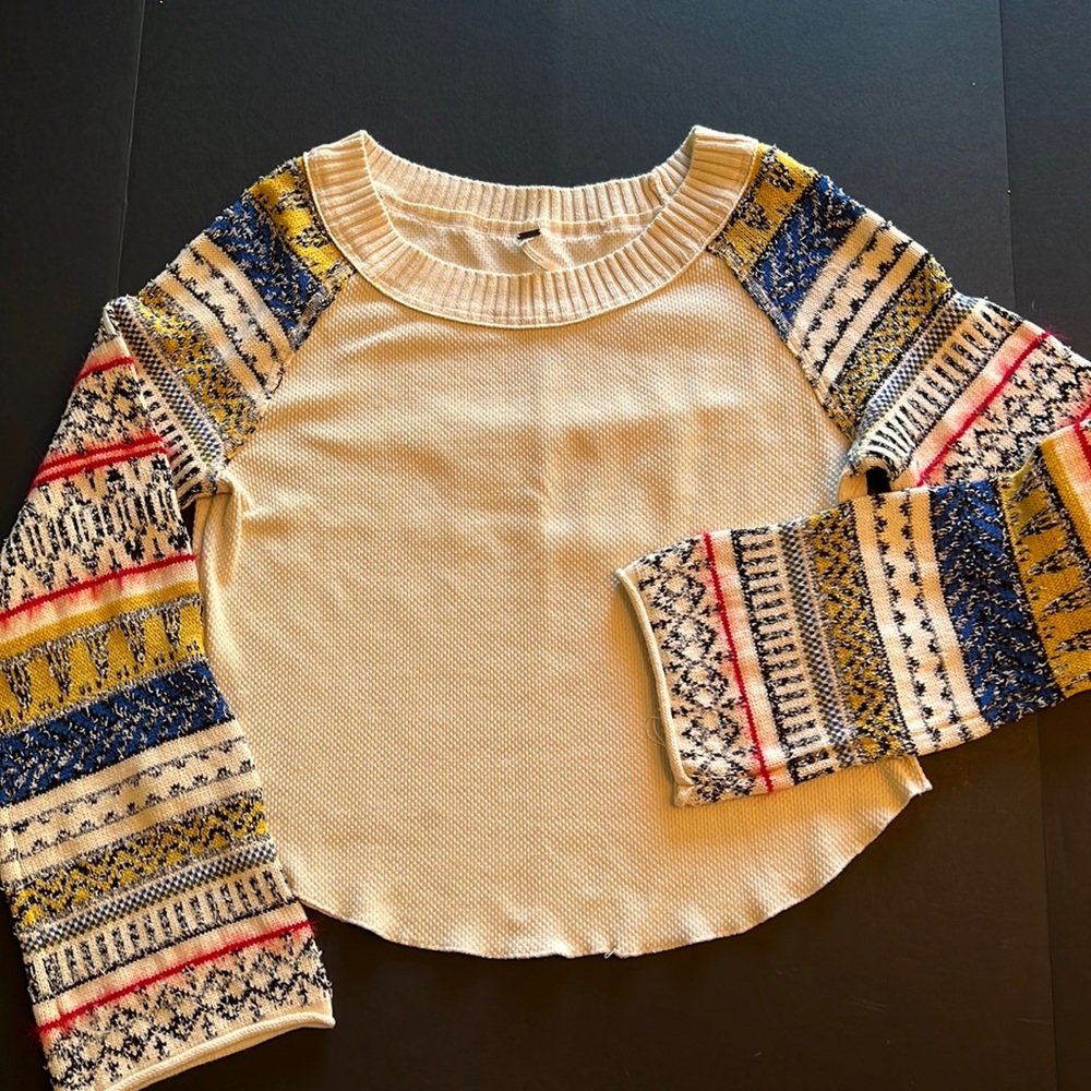 Free People thermal raglan top w/crochet sweater-inset bell sleeve—flawed/stain
